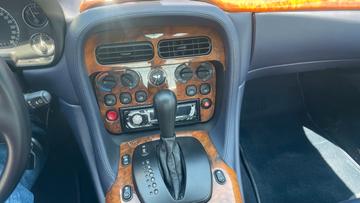 2001 Aston Martin DB7 缩略图 12