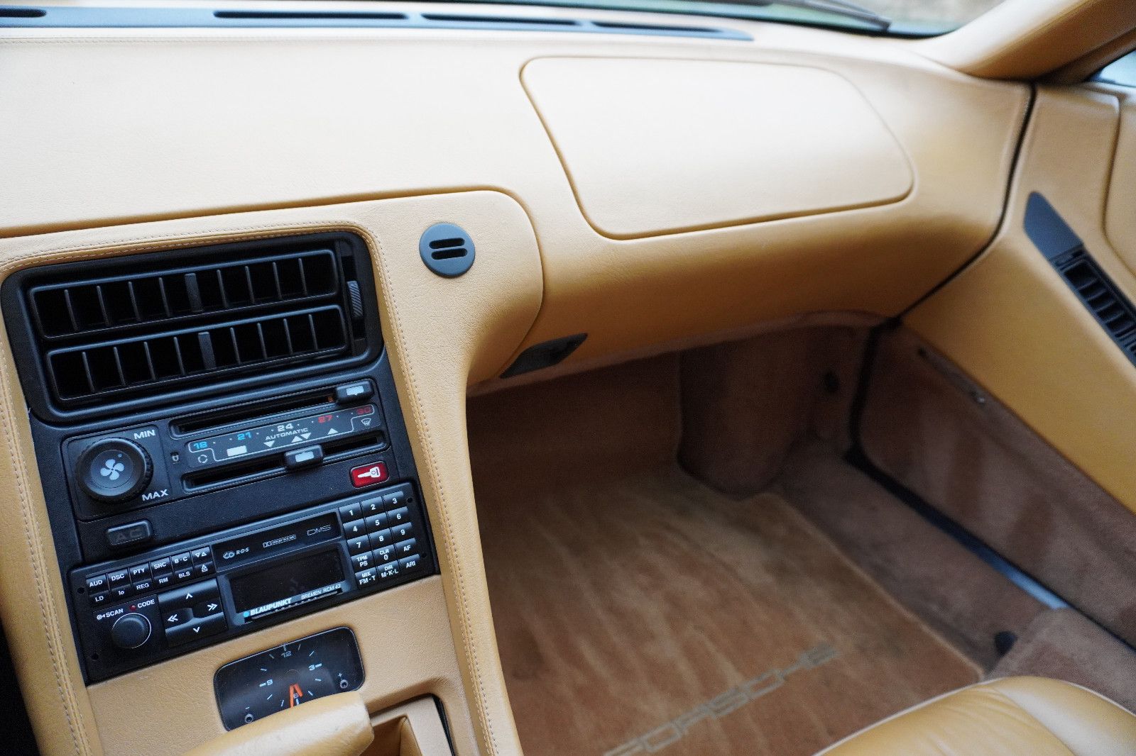 Fahrzeugabbildung Porsche 928 GTS