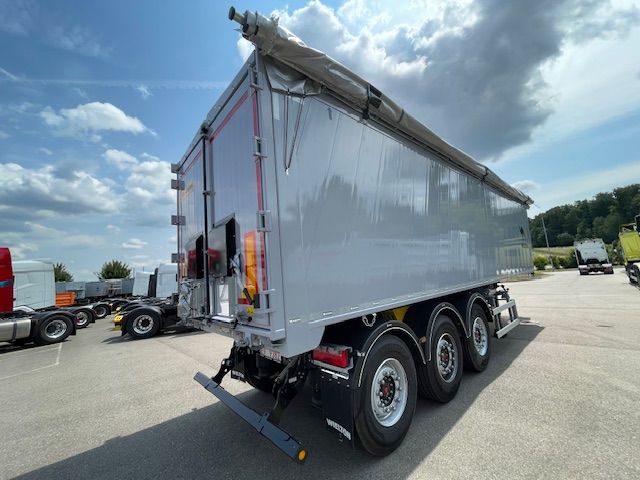 Fahrzeugabbildung Wielton Bulk Master 3-Achs-Kippsattelauflieger 47 cbm