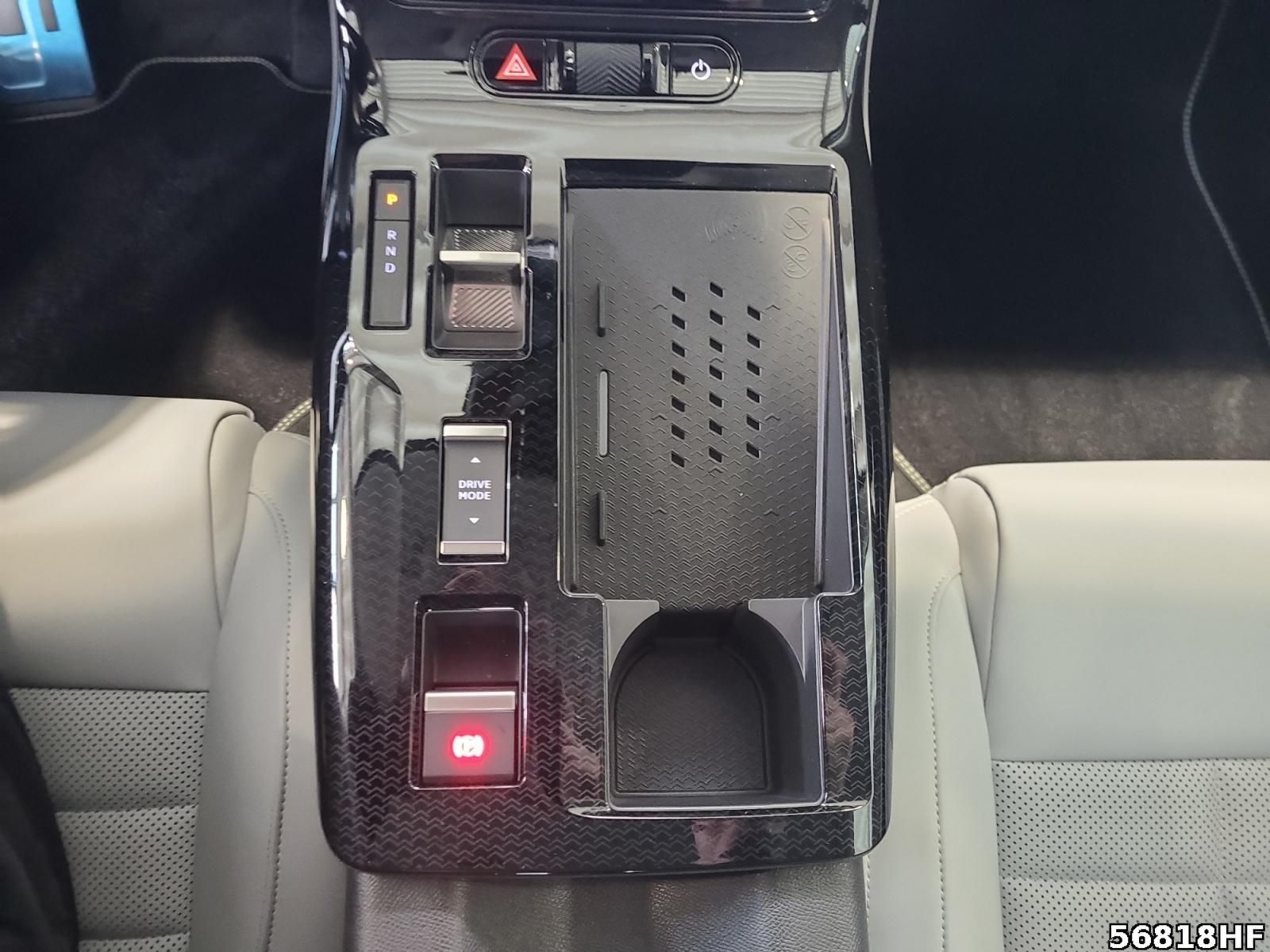 Fahrzeugabbildung Citroën C5 Aircross Max Elektro