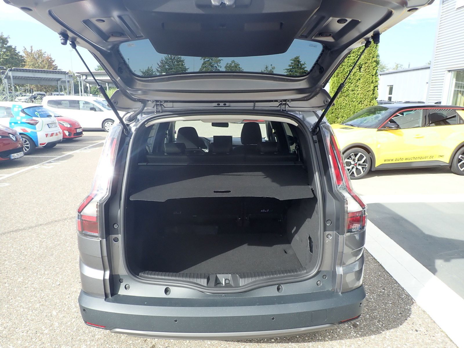 Fahrzeugabbildung Dacia Jogger Journey TCe 110