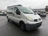 Renault Trafic Lang Passenger 9 Sitze Navi 2xKlima - Renault Trafic mit Diesel-Antrieb: Kleinbus, Passenger