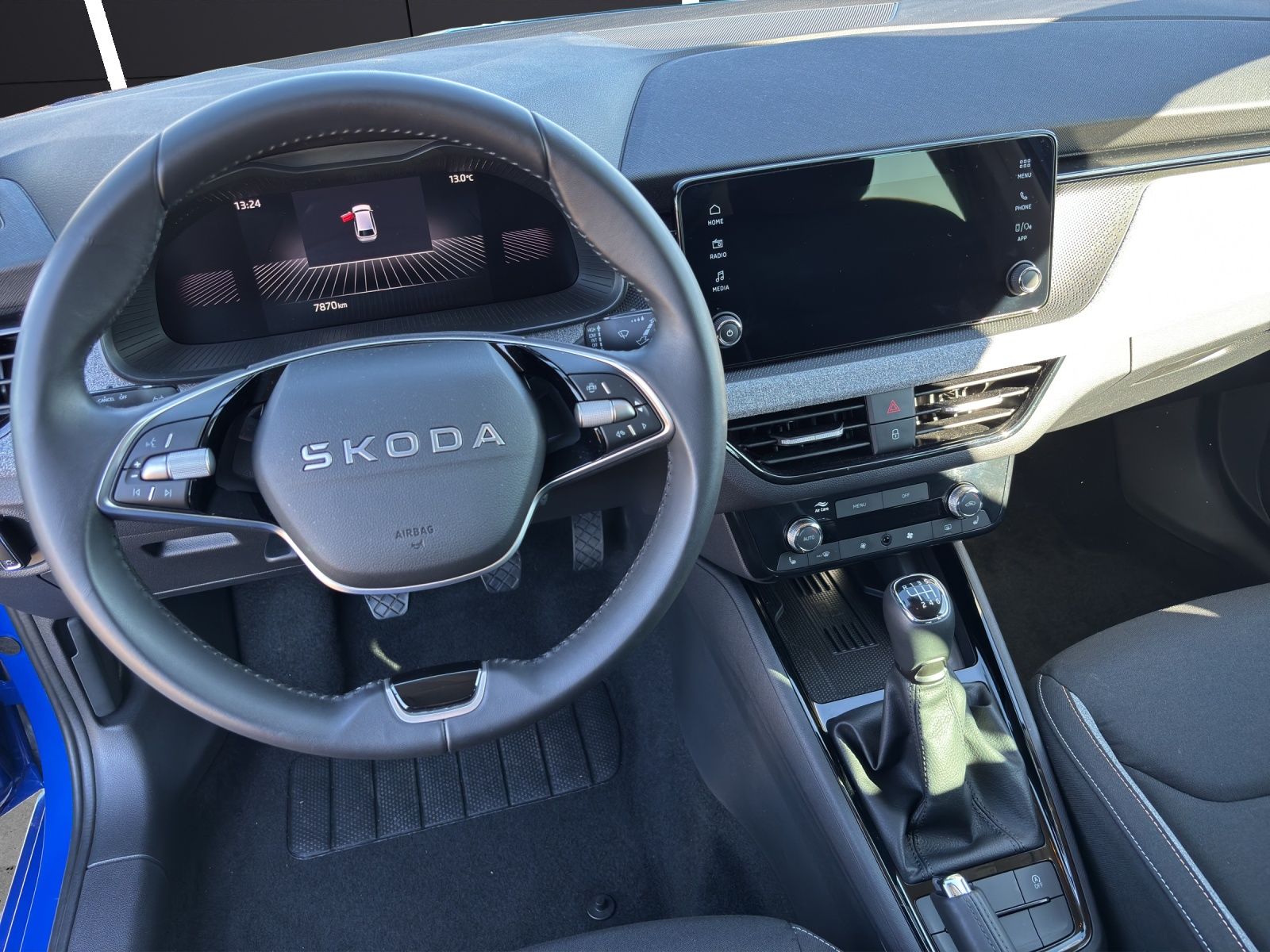 Fahrzeugabbildung SKODA Scala Selection 1.0 TSI Matrix LED AHZ Climatron