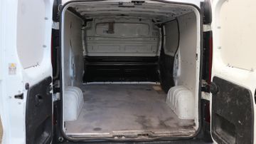 Opel Vivaro - 10