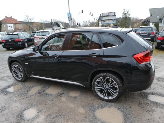 BMW X1 28 i xDr. Leder,Navi,Pano,Xenon,Kamera,a.AHK