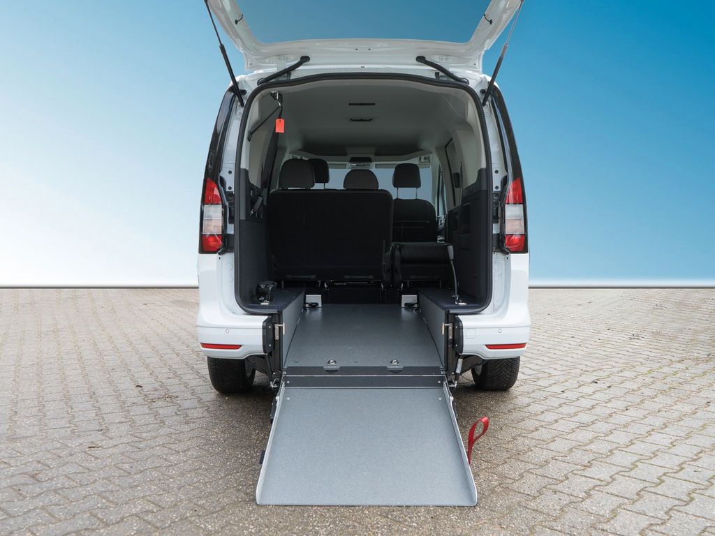 Ford Grand Tourneo