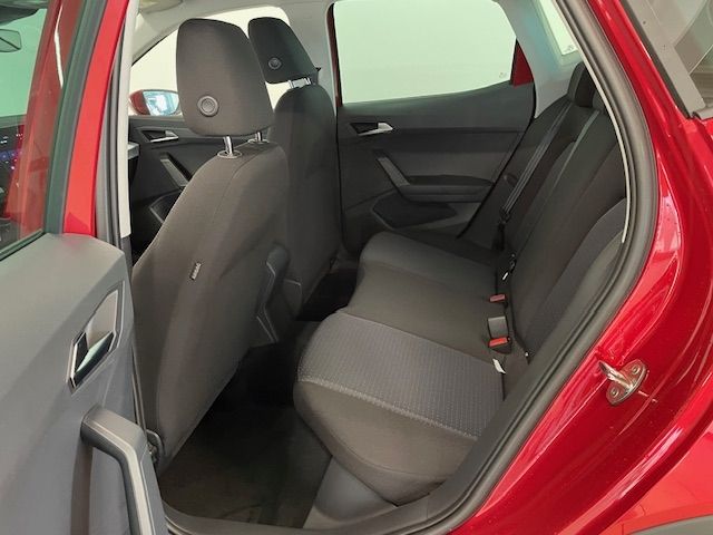 Fahrzeugabbildung SEAT Arona Style Navi Digitales Cockpit LED Apple Car