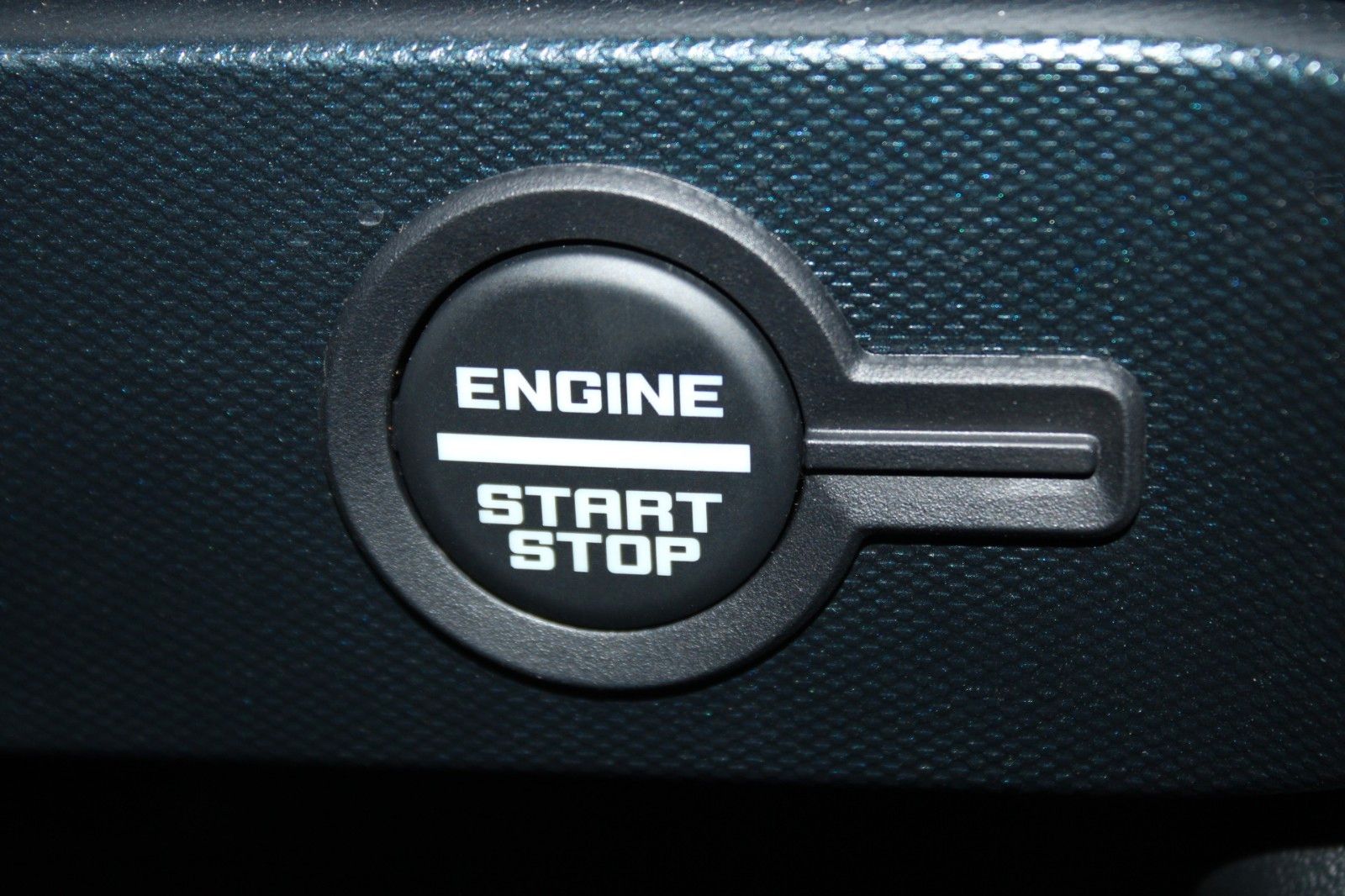 Fahrzeugabbildung Ford Bronco 2.7 l V6 Outer Banks 4x4 Automatik 1ST ED