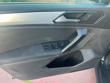 Volkswagen Tiguan - 10
