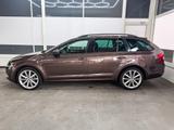 Skoda Octavia Combi JOY DSG XENON SHZ PDC TEMPOMAT ... - Skoda Octavia: Joy