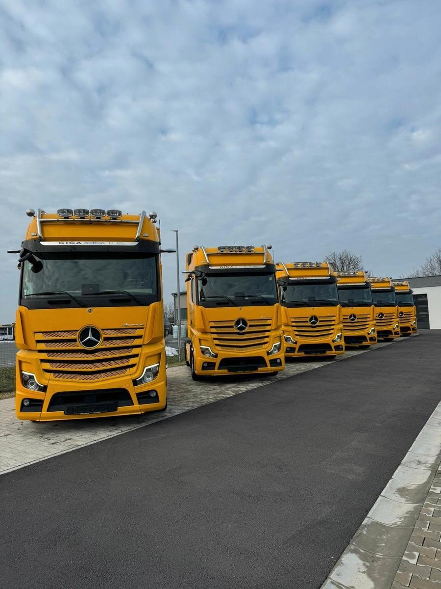 Mercedes-Benz 1848 MP5