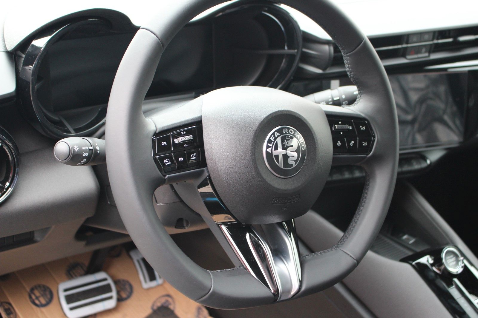 Alfa Romeo Junior - Bild 7