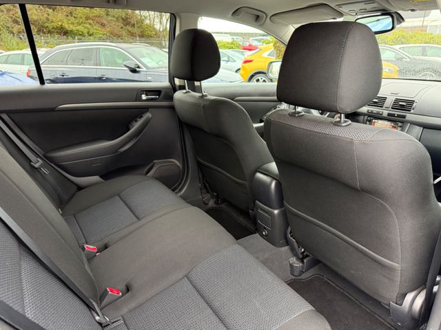 Toyota Avensis  Kombi 1.8 Travel