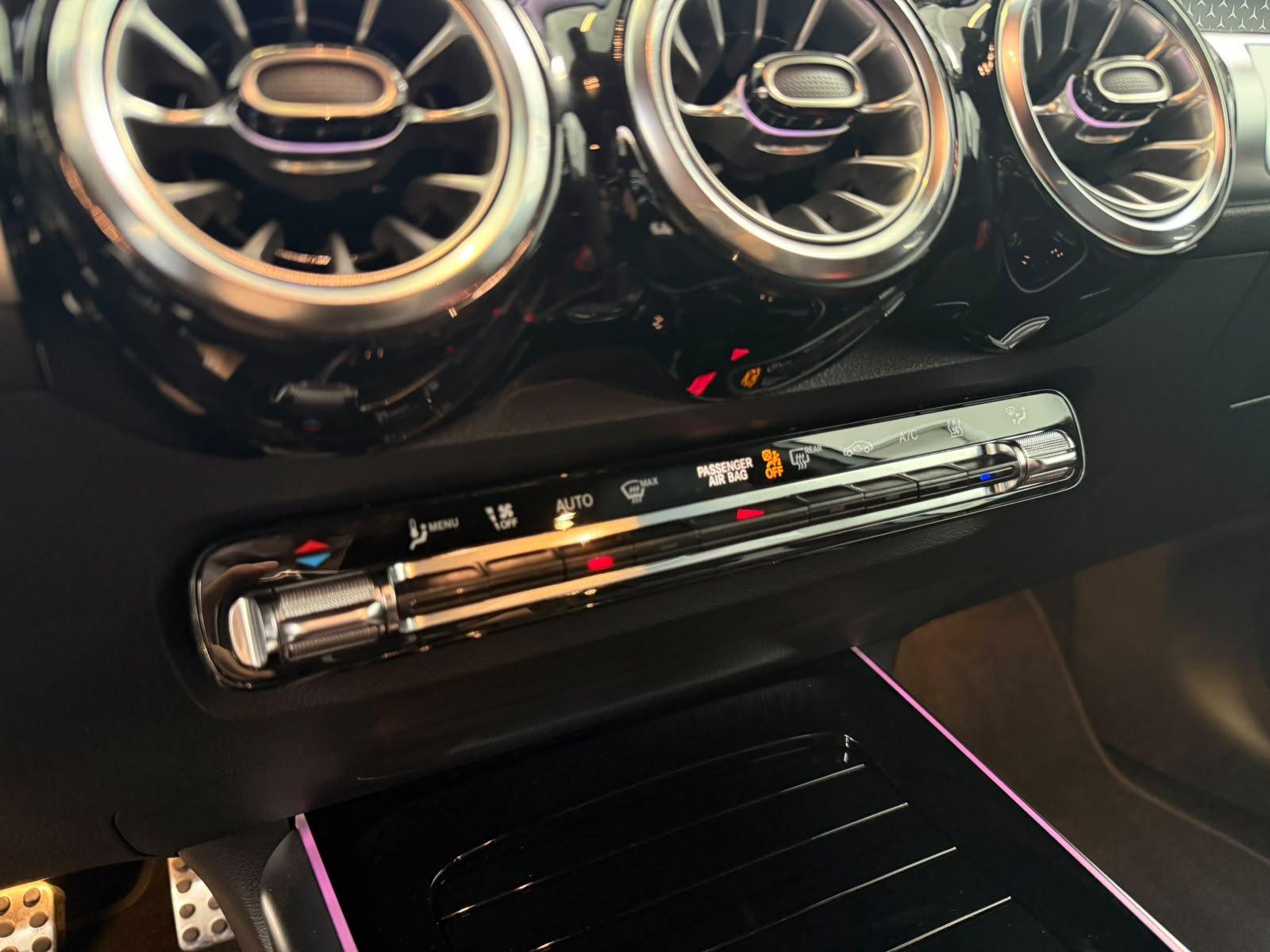 Mercedes-Benz EQB 250+ AMG+DISTR+KAMERA+TOTW+FAP+CARPLAY+LED