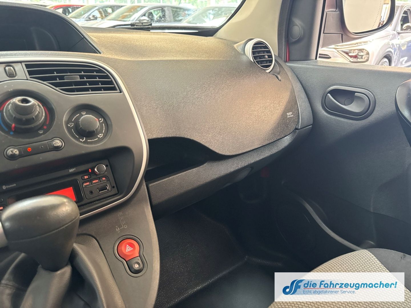 Fahrzeugabbildung Renault Kangoo Rapid Extra Fahrerprofil Tel.-Vorb. PDC B