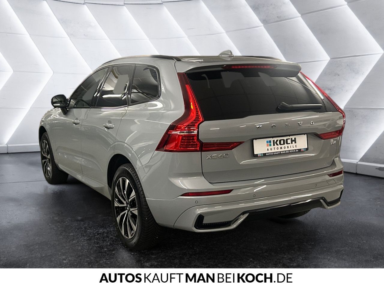 Volvo XC60 B4 D Plus Dark ACC BLIS H K AHK V-LED SZH foto 4