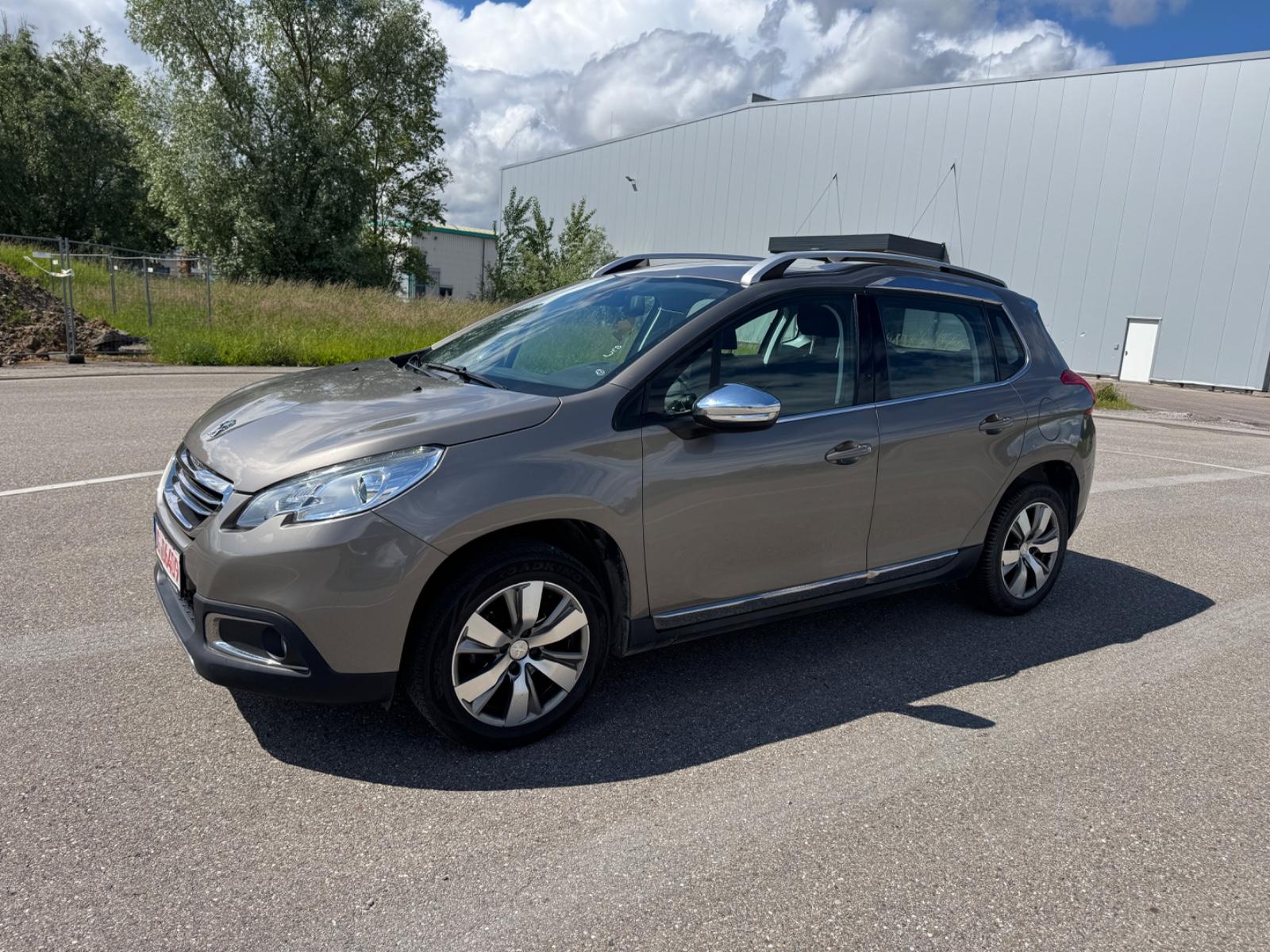 Peugeot 2008 Allure*AUTOMATIK*NAVI*PDC*