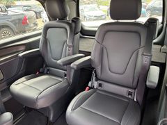 Fahrzeugabbildung Mercedes-Benz V300d 4M EXCLUSIVE AMG XL LUX-SITZE AIRMATIC