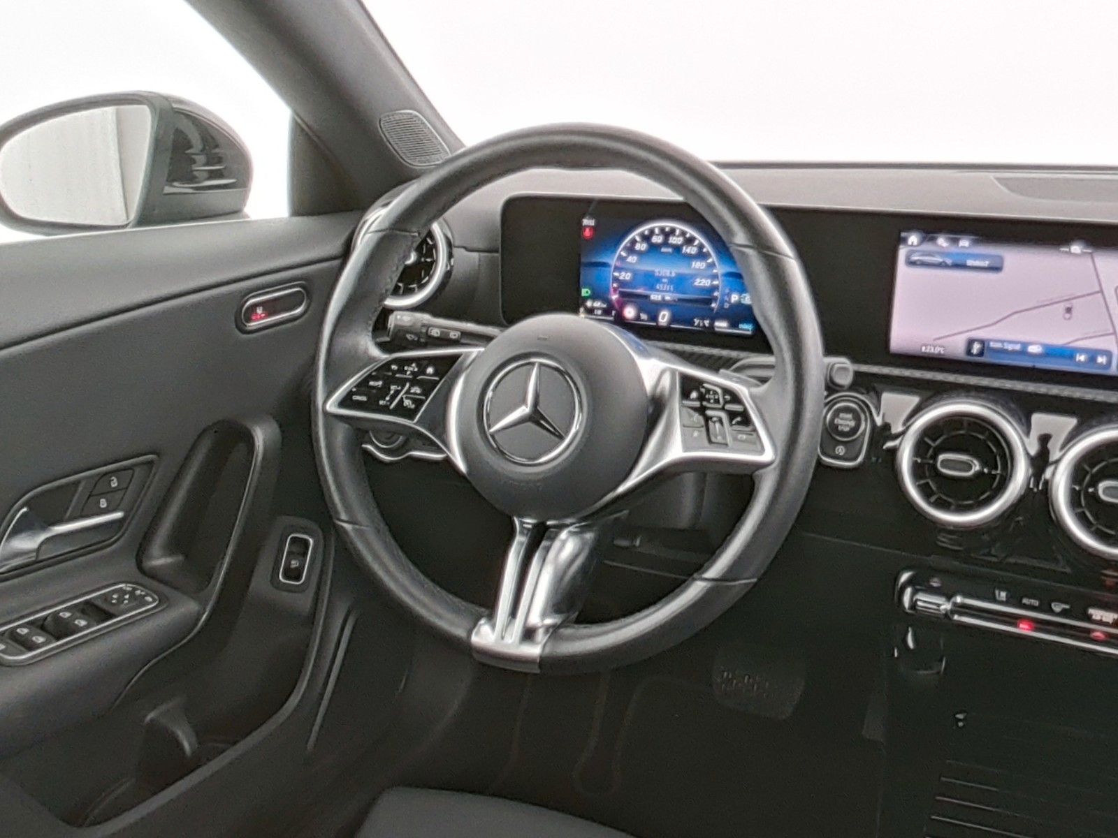 Mercedes-Benz CLA Shooting Brake - Bild 14