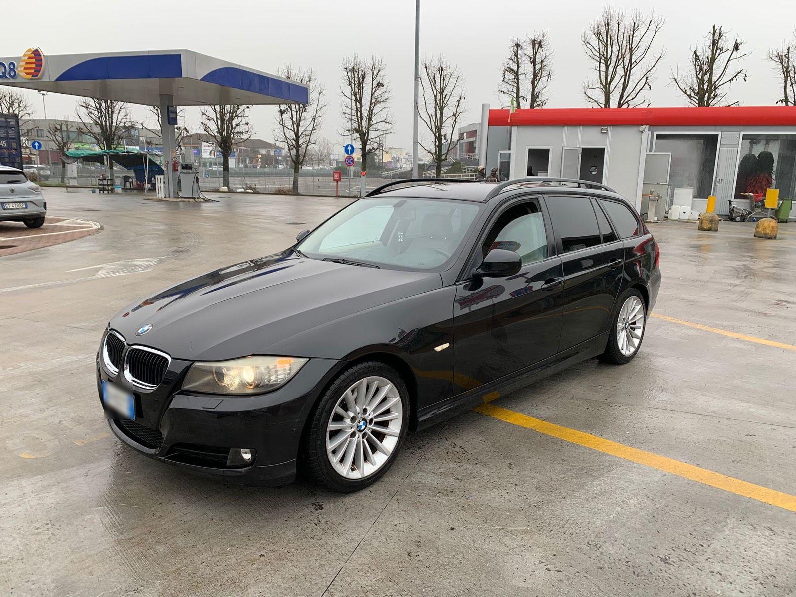 BMW 320, 2009