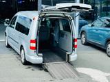 Volkswagen Caddy Maxi-Behindertengerecht-SpaceDrive - VW Caddy Maxi von 2009