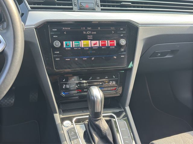 Passat Variant 2.0 TDI Business KAMERA NAVI ACC