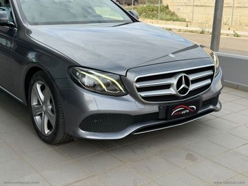 Mercedes E 220 - 4