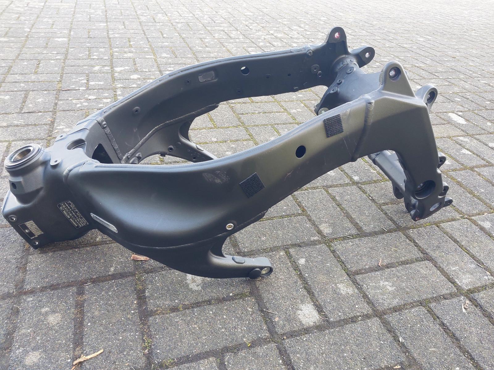 Kawasaki ZX 6 R 2024 Rahmen mit Papiere/ COC defekt