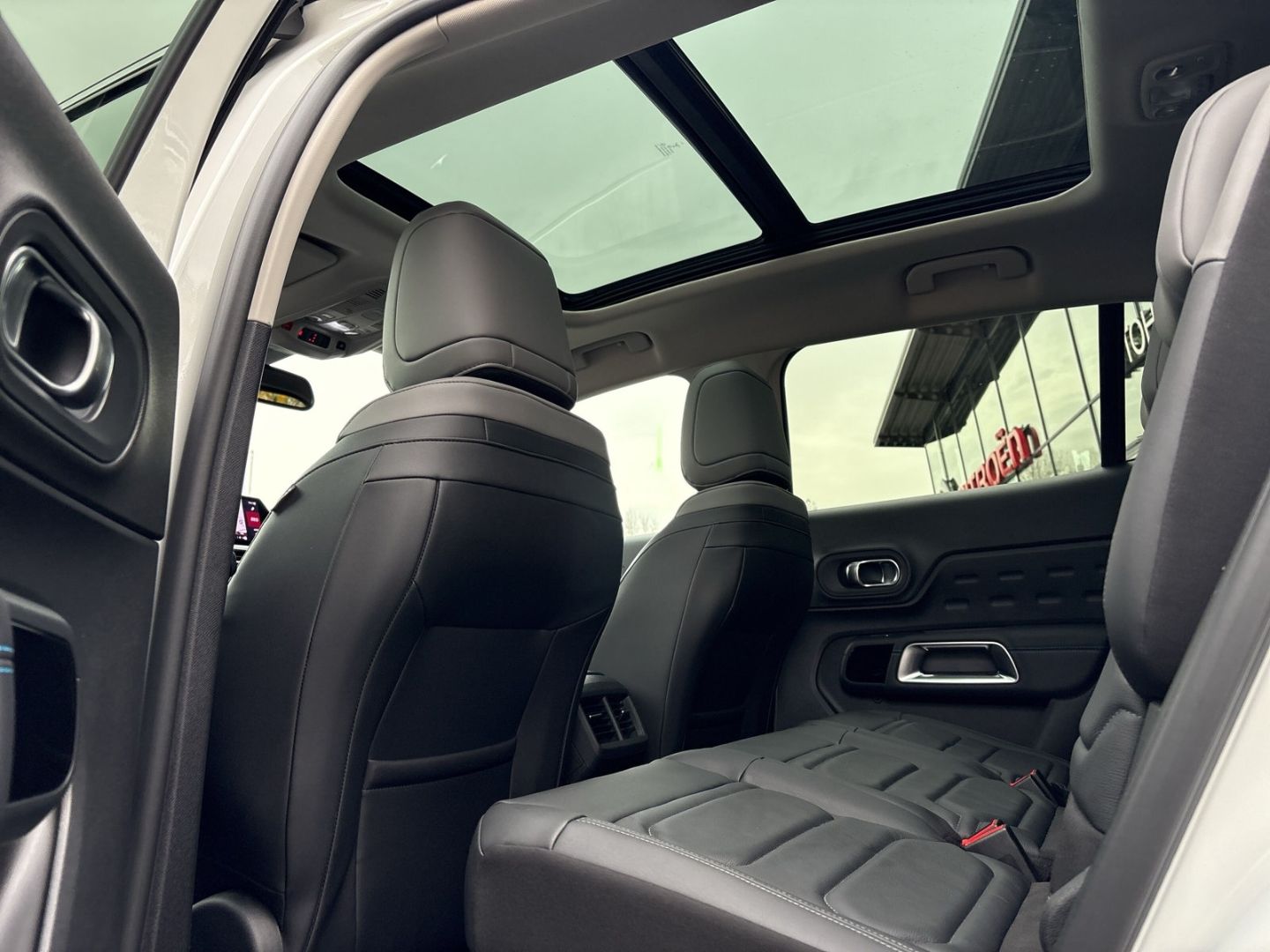 Fahrzeugabbildung Citroën C5 Aircross Shine Pack PT 130 EAT8 El. Pano Navi