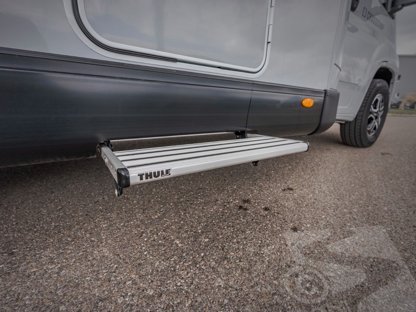 Fahrzeugabbildung Crosscamp EXPDN 7.4 E Peugeot Automatik