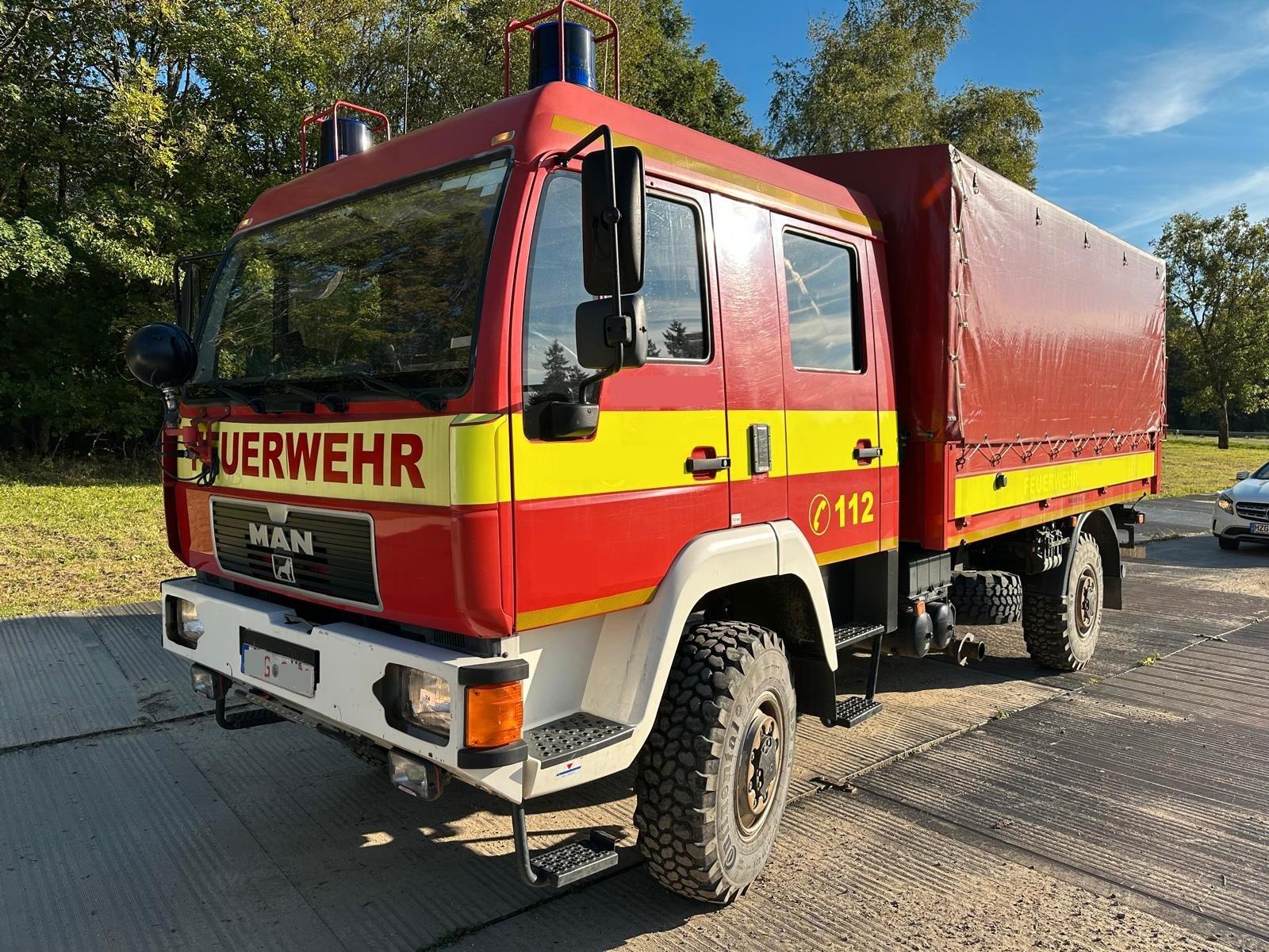 MAN 10.163 L 2000 Feuerwehr L 26 4x4 Allrad  DOKA