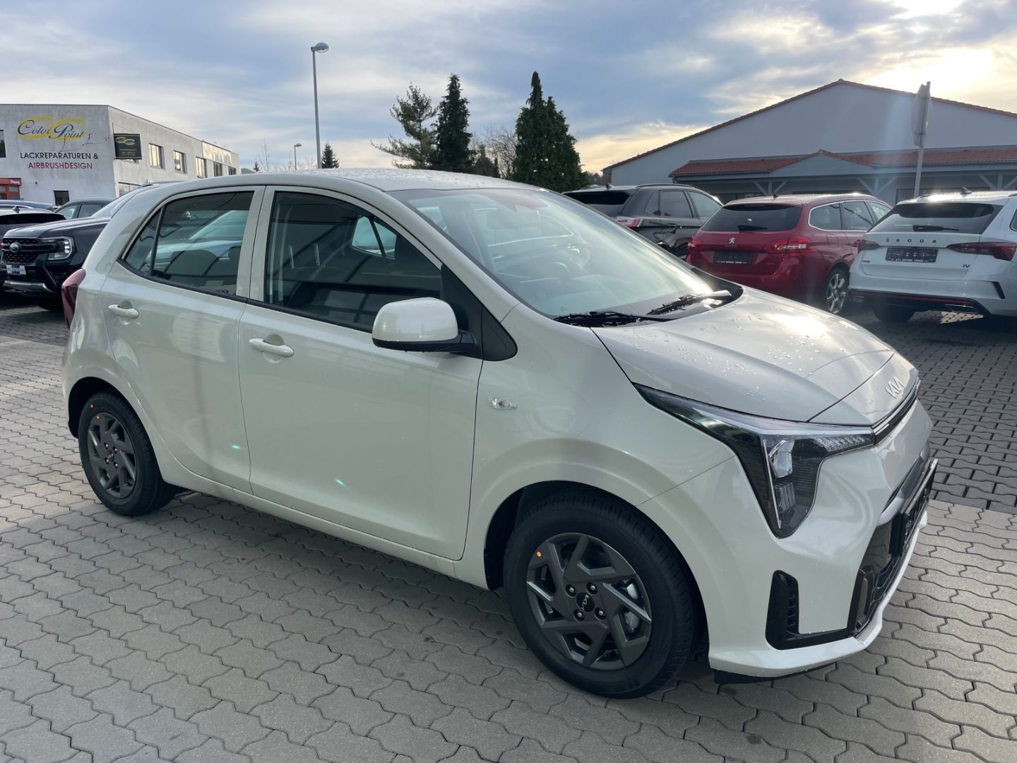 Fahrzeugabbildung Kia Picanto Vision Spurhalteass Verkehrszeichenerk