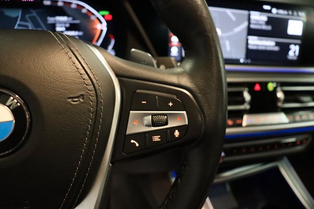 Fahrzeugabbildung BMW X5 xDrive 30 d NAVI W-LAN ACC LED LASER 360° HUD