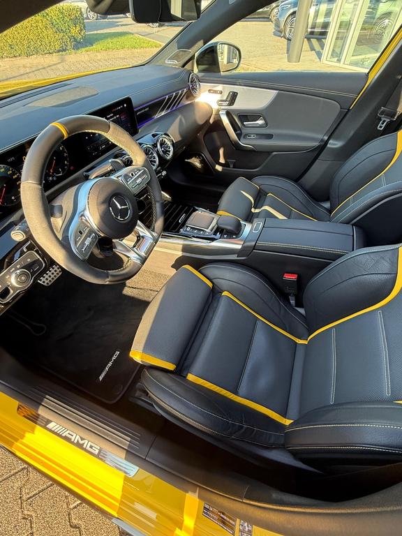 Mercedes-Benz A 45 AMG