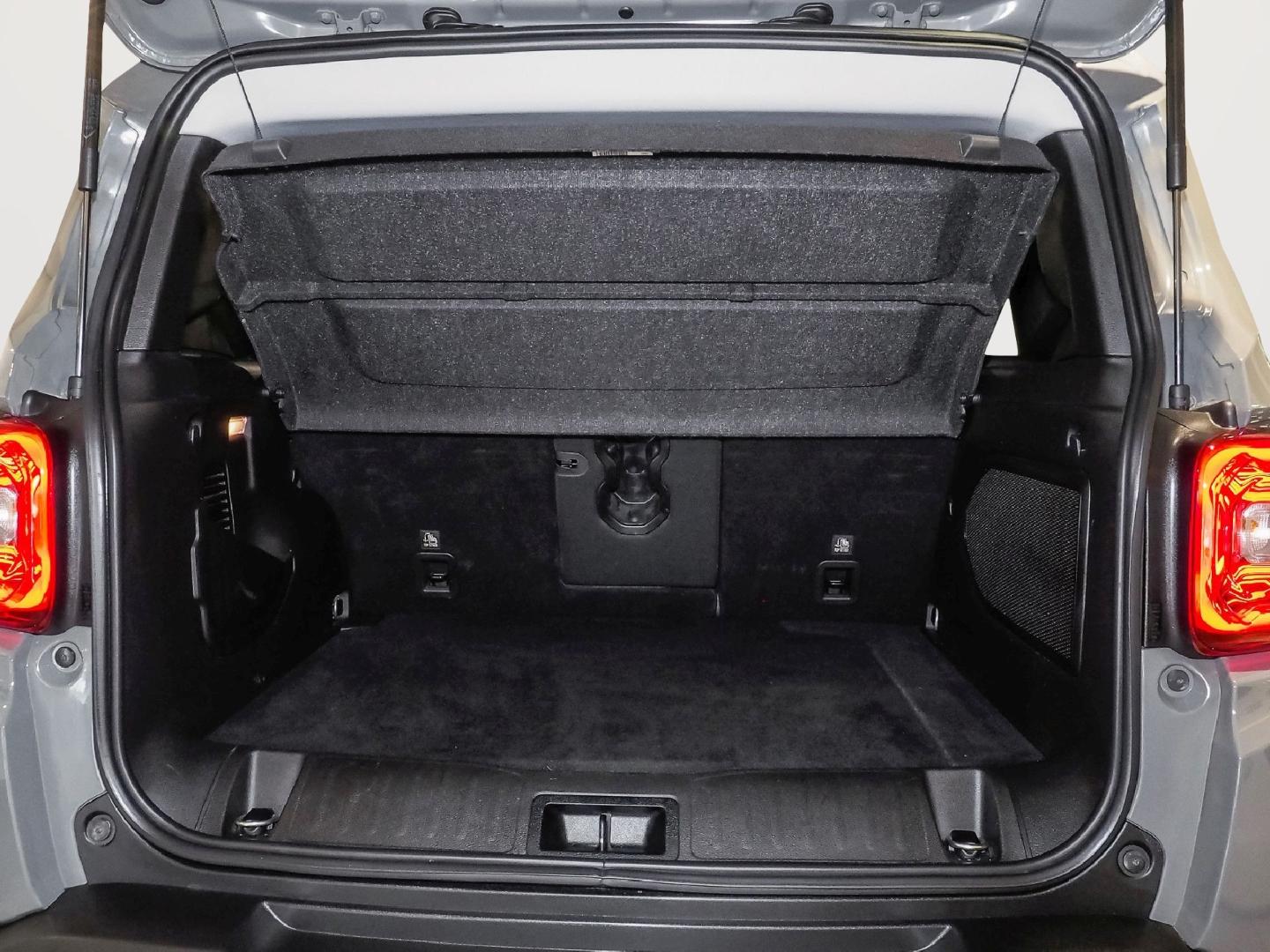 Jeep Renegade Plug-In-Hybrid 4Xe  Navi AHK Voll-LED P
