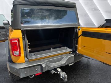 Ford Bronco - 12