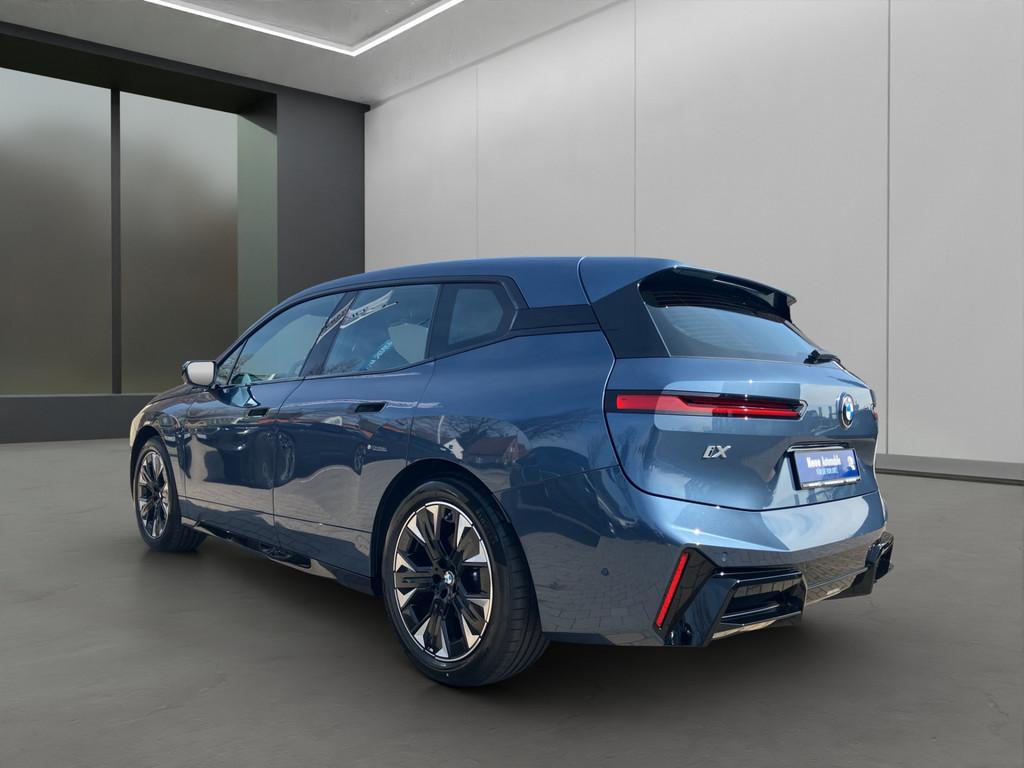 BMW iX xDrive45 M-SPORT LED NAVI 360° PDC 21" AHK