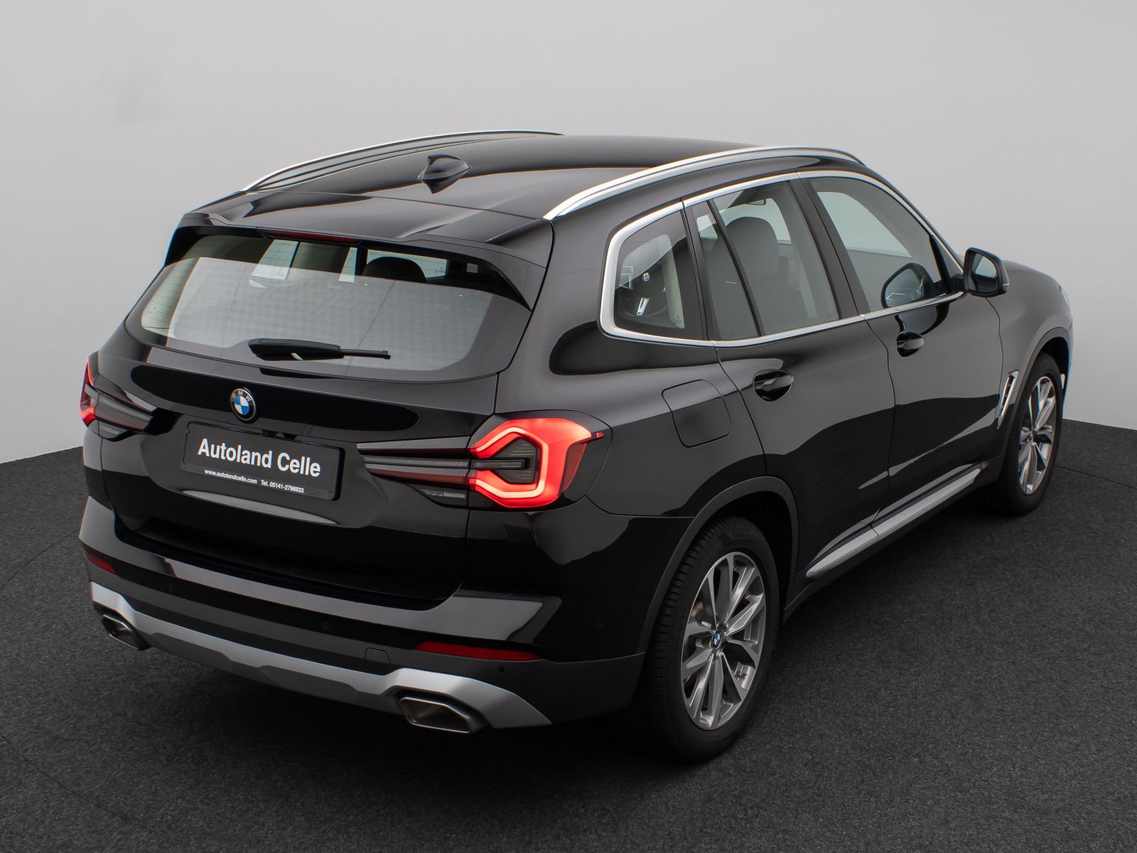 Fahrzeugabbildung BMW X3 xD20i Kamera DAB HiFi Leder M Sport 19Zoll