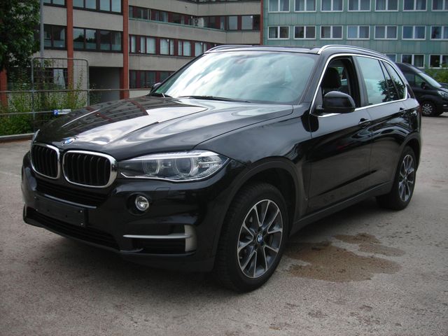 BMW X5 xDrive25d  1 Hand BMW Scheckh Leder Panorama