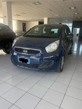 Kia Venga 1.4 GPL Easy - blaue Kia Venga