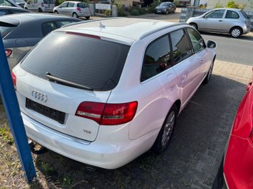 Audi A6 - 4