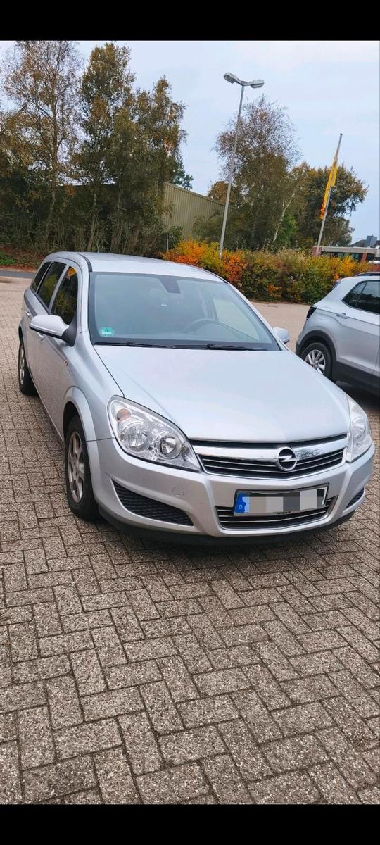 Opel Astra, 2009