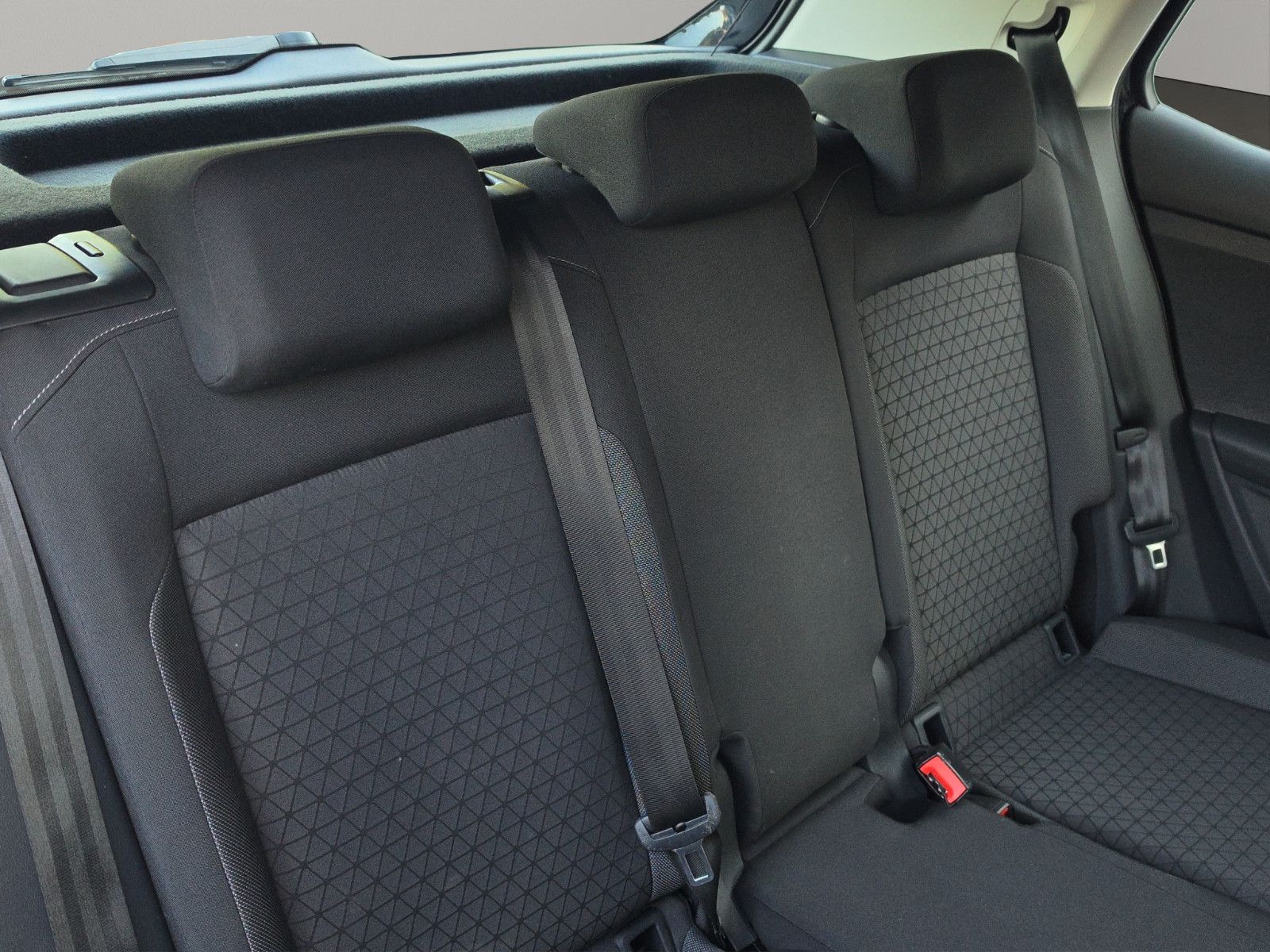 Fahrzeugabbildung Volkswagen T-Cross Life AUS 1.HAND AUTOMATIK NAVI PDC