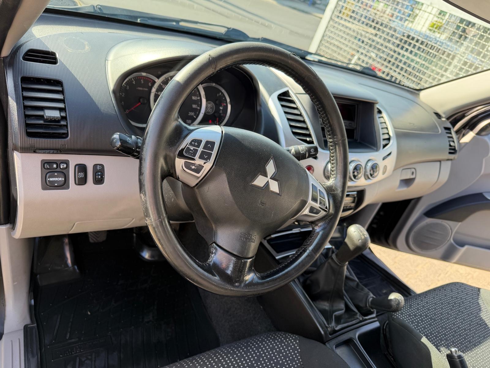 Mitsubishi L200 Intense Doppelkabine 4WD