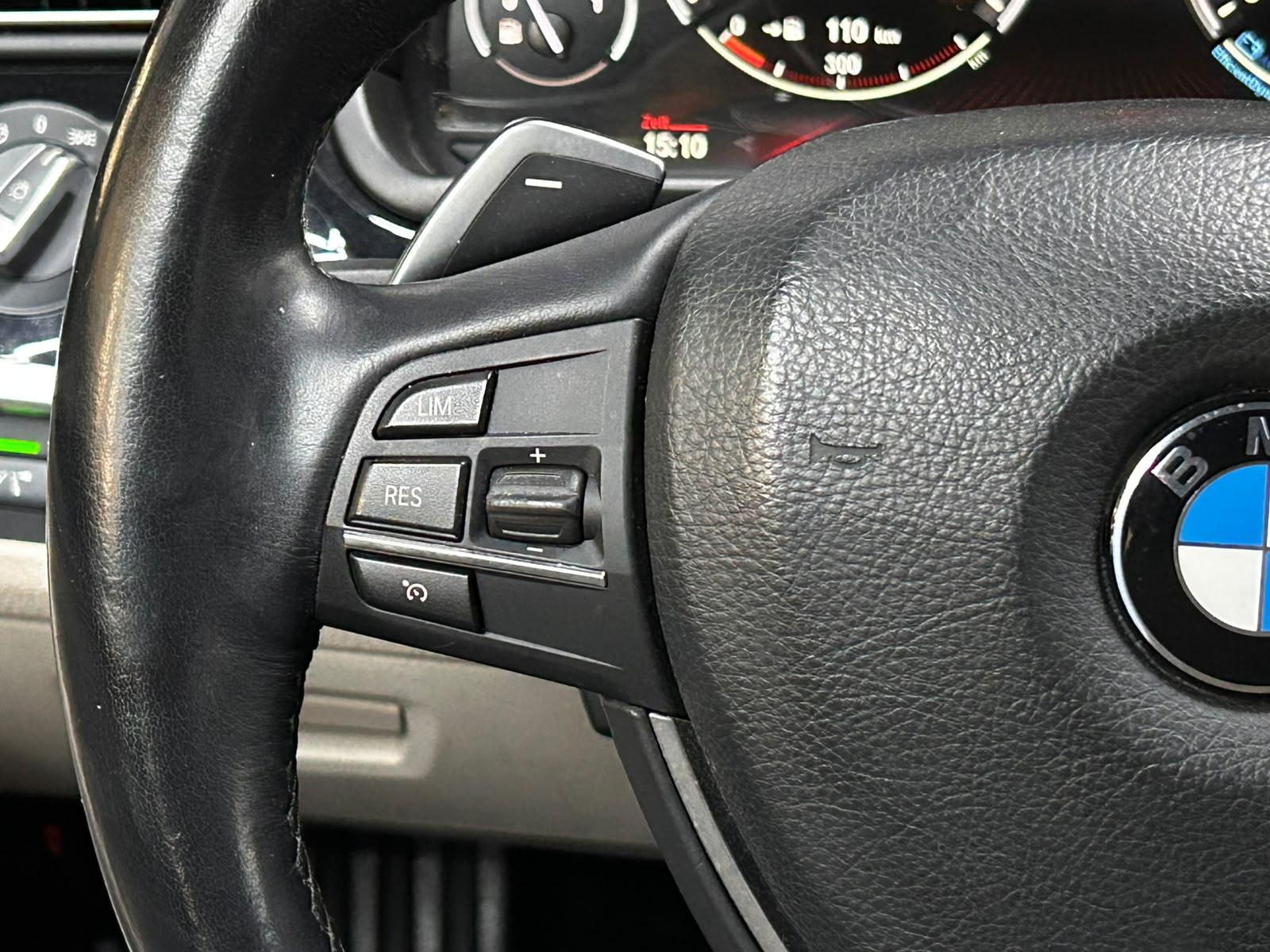 BMW 550i Touring | 408 ch | BVA | Affichage tête haute | Chauffage auxiliaire | Sièges chauffants avant/arrière | Soft Close | Attelage fixe
