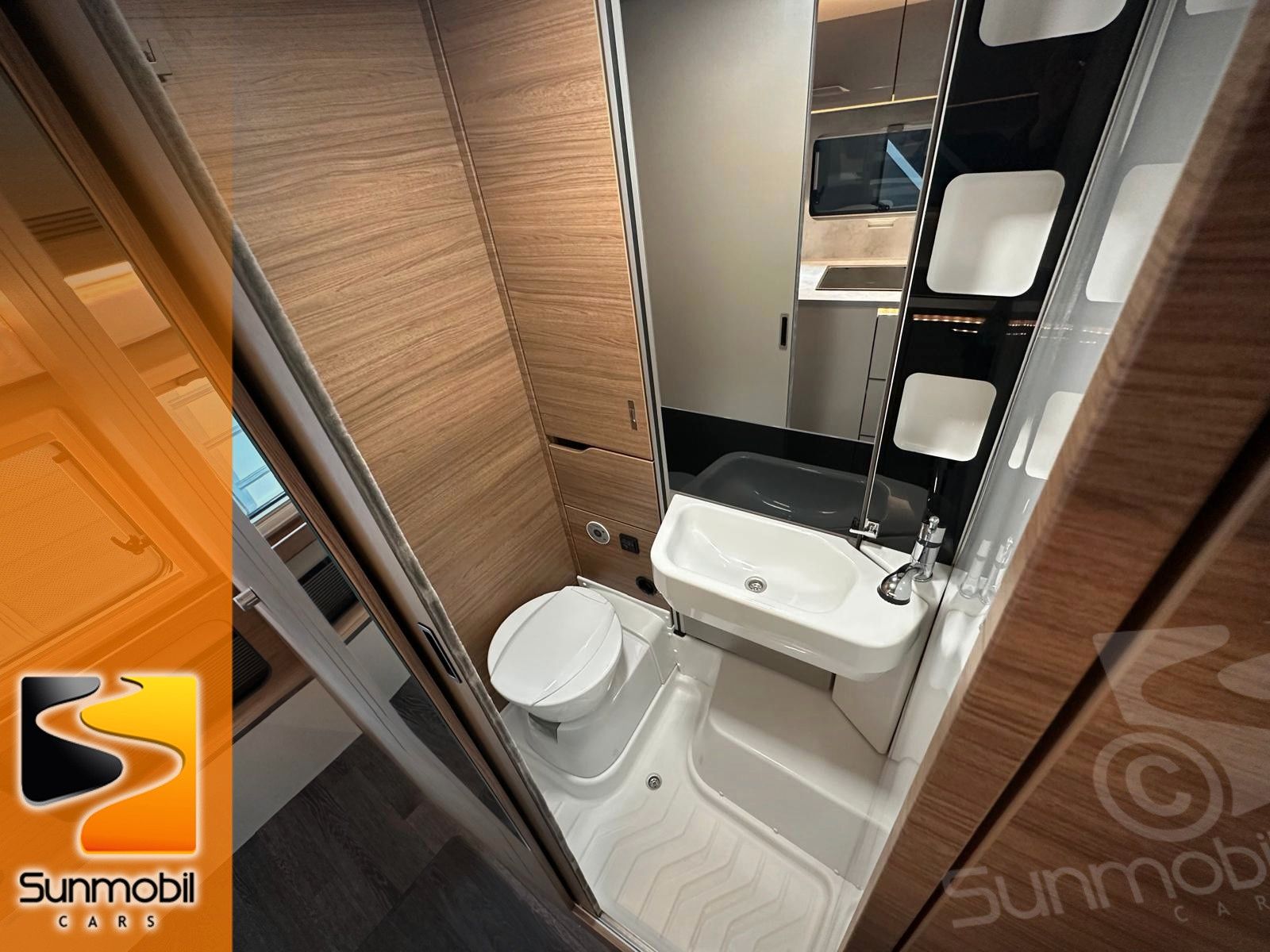 Fahrzeugabbildung Knaus Tourer Van 500 LT Vansation 3500kg Slide-Bett