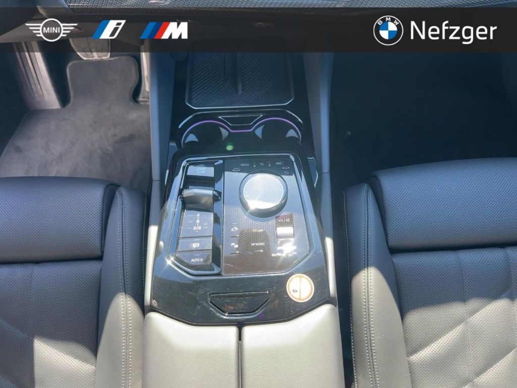 BMW i5 xDrive40 Limousine M Sport Park-Assistent HUD foto 14