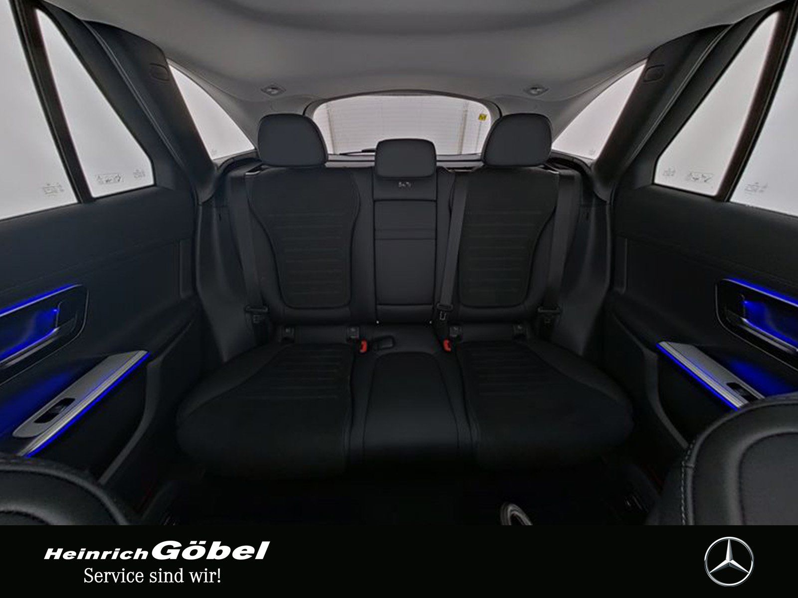 Fahrzeugabbildung Mercedes-Benz GLC 300 4M AMG+AHK+PANO+STANDHZ+DISTRONIC+NIGHT