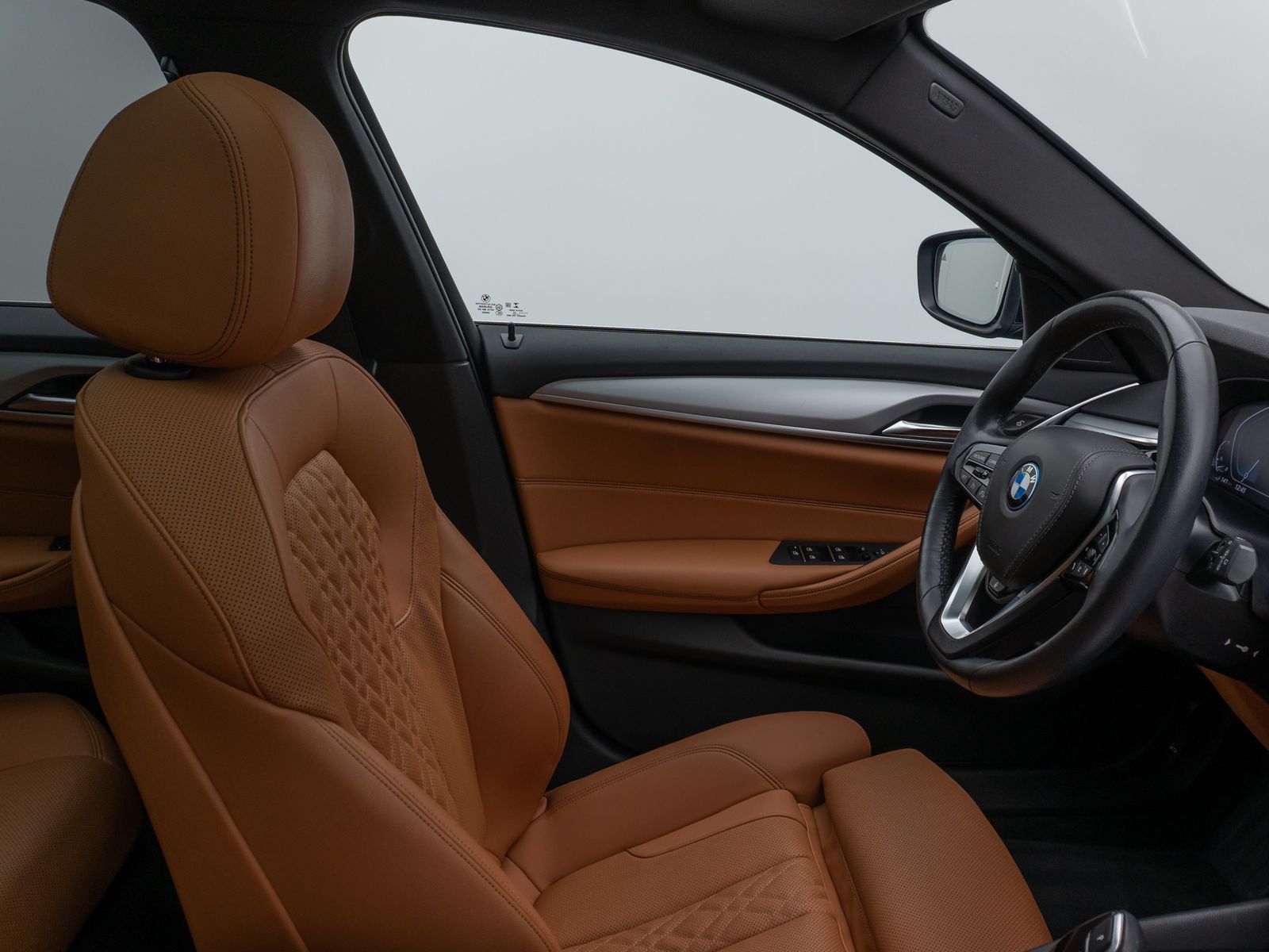 Fahrzeugabbildung BMW 530e  xD Panorama 360°Lenkrhz DAB HiFi AHK Sport