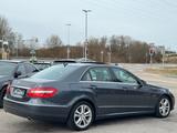 Mercedes-Benz E 300 CDI E -Klasse Lim./Navi/Schiebedach/Xenon - gebrauchte Mercedes-Benz E 300 aus dem Jahr 2010